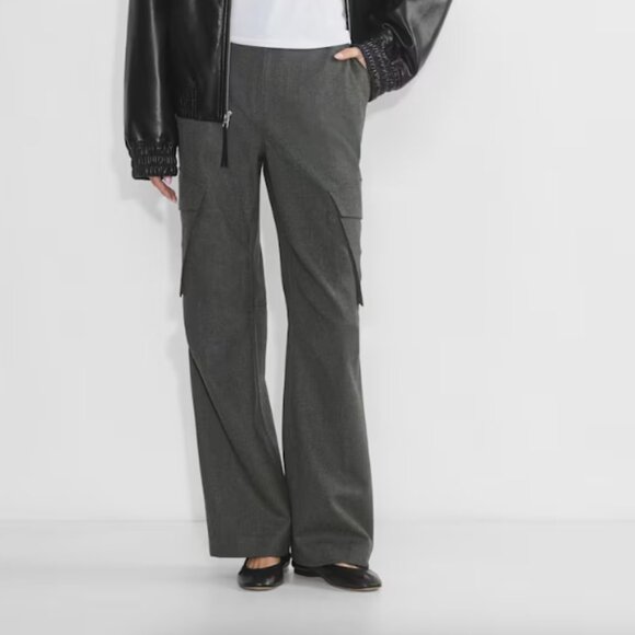 Wilfred Pants - Wilfred Aritzia Grey Nellie Cargo Pant Size 6 High Waisted Tab Front